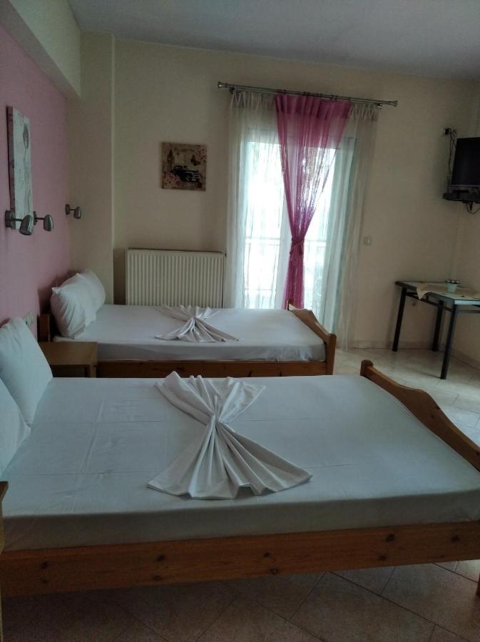 Poseidon Rooms Vrasná Eksteriør bilde